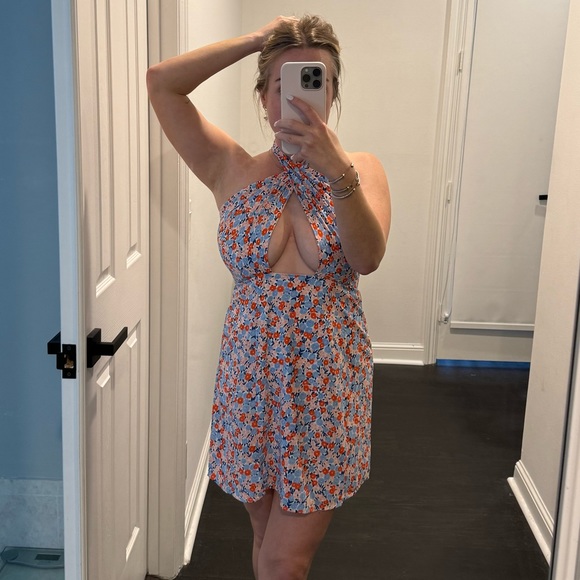 Dresses & Skirts - Boutique Spring Summer Dress NWT